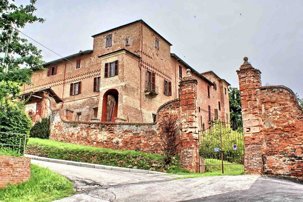 castello di monale